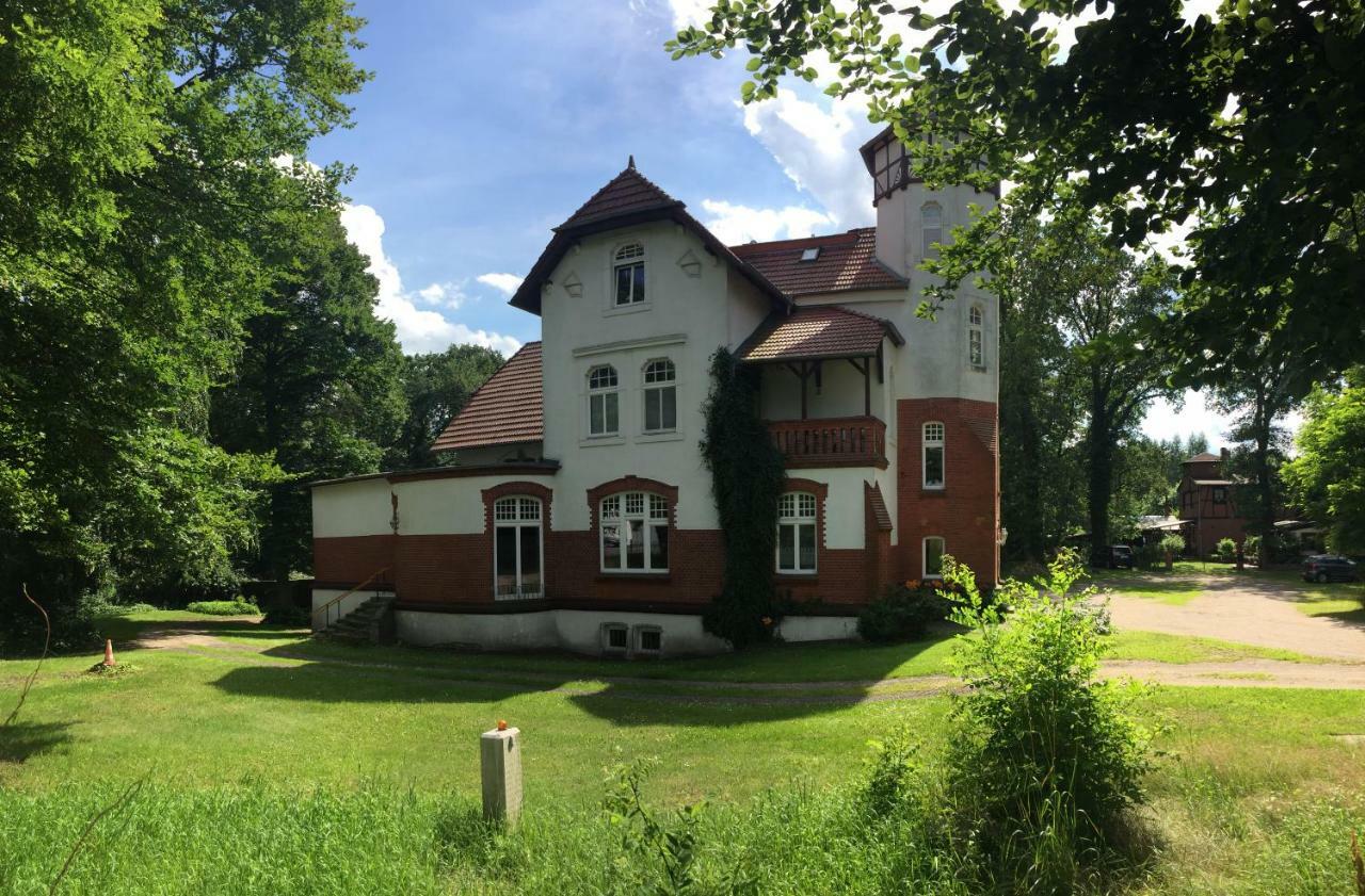 Villa Blumenthal Ludwigslust Exteriör bild